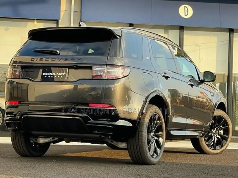 Land Rover Discovery Sport Dynamic HSE P300e 2025