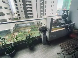 Astoria : 3BR Apartment for Sale