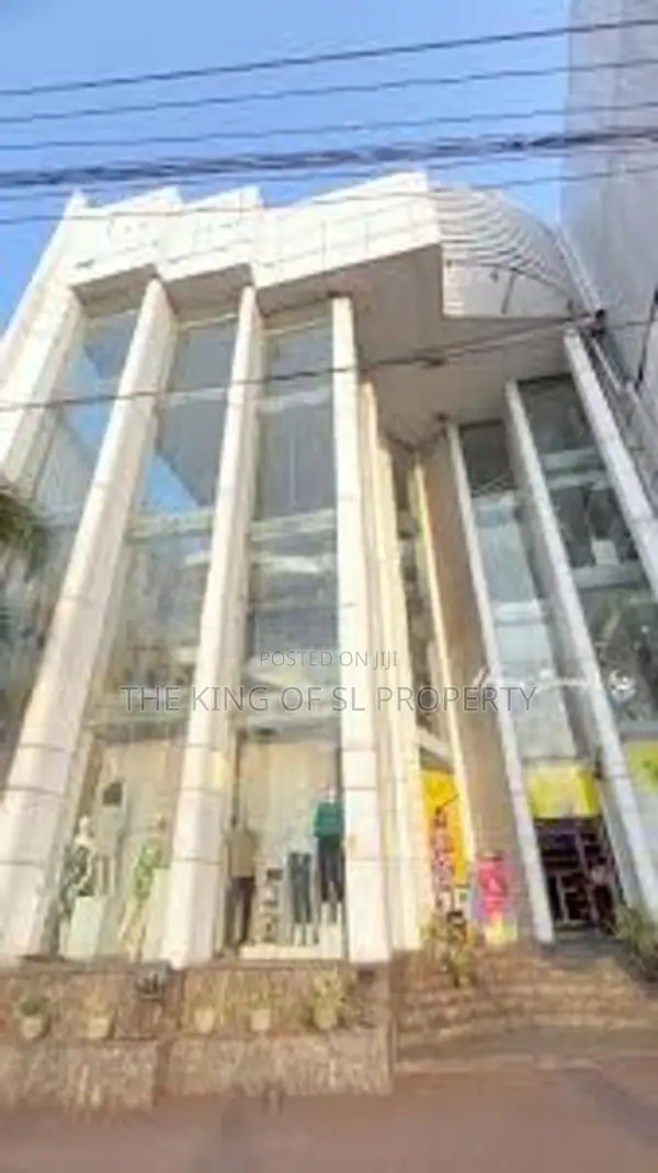 Building for Sale in Ja Ela