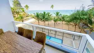 Luxury 2 BR Apartment in Prime Beach Front Residencies, Uswetakeiyawa