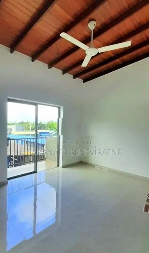 Brand New Villa House for sale in Canterbury Golf Villas / piliyandala