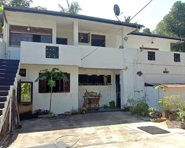 Sale Panadura,2 Story House With Large Garden For (ZMS3044)