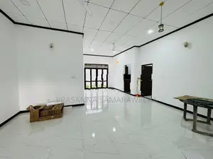 Brand New Modern super luxury piliyandala