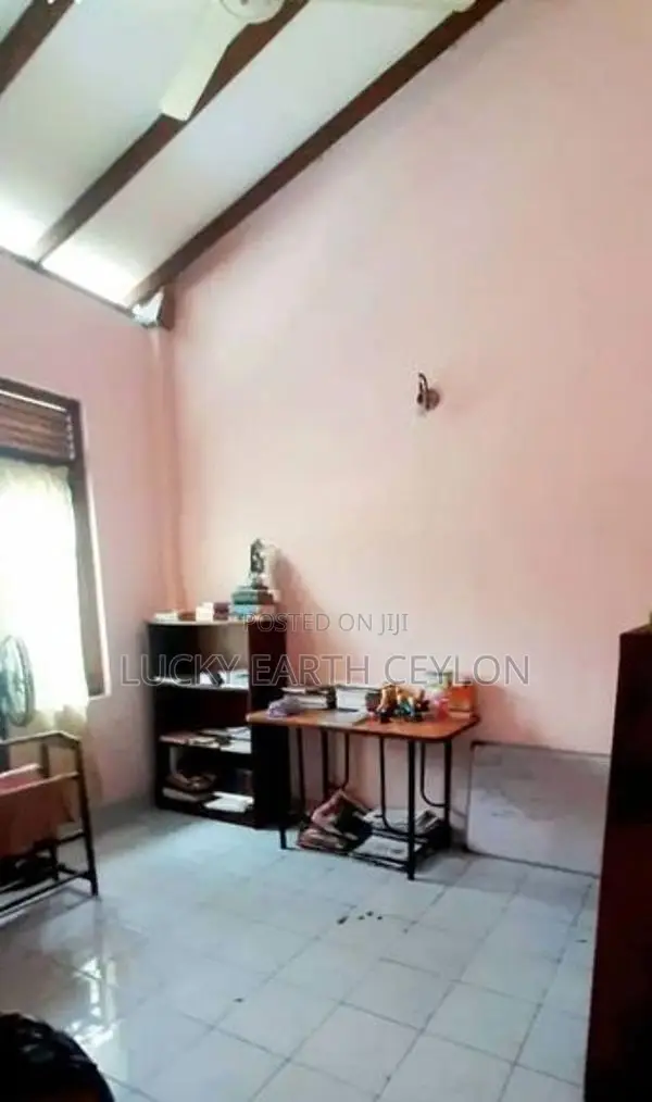 Sale, Pannipitiya, 2 Story Unfurnished House For Sale ( ZMS3045)