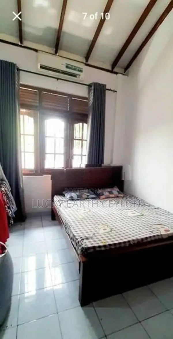 Sale, Pannipitiya, 2 Story Unfurnished House For Sale ( ZMS3045)