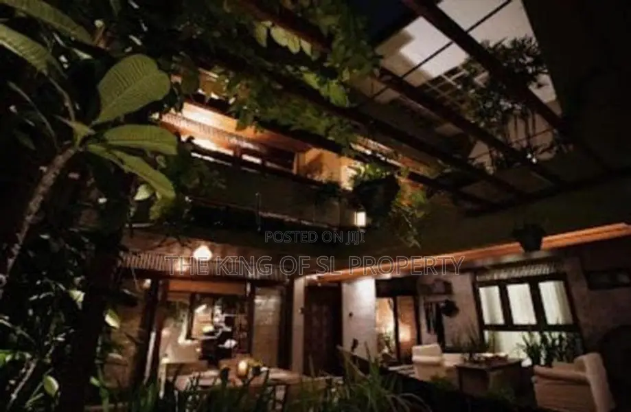 Luxury House for Sale in Colombo 05