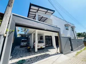 Two Storied Brand New House Sale Talawatugoda