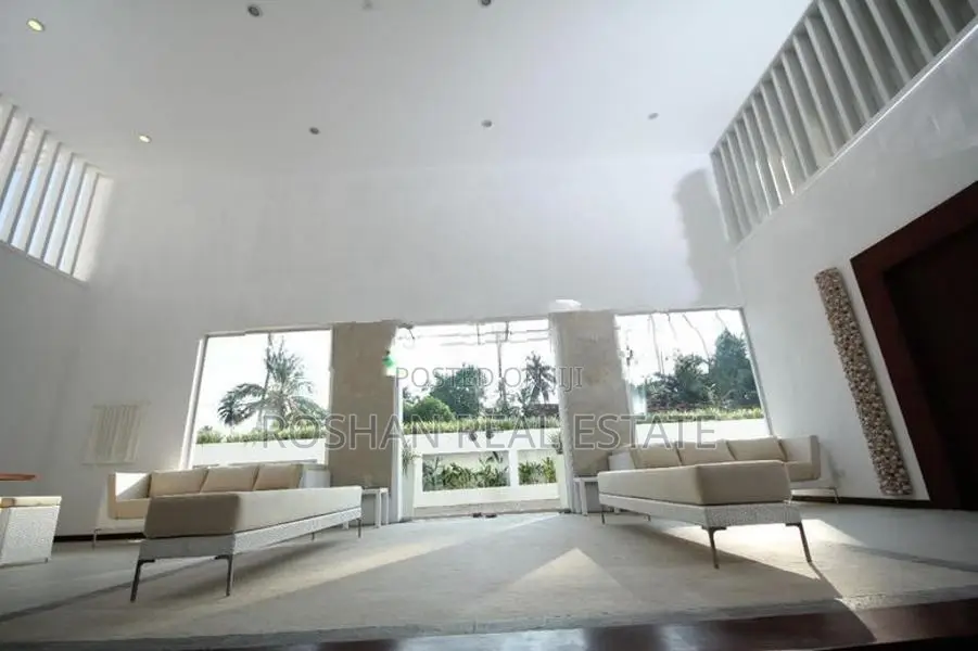 LUXURY BOUTIQE HOTEL FOR SALE KATUNAYAKA FA1894