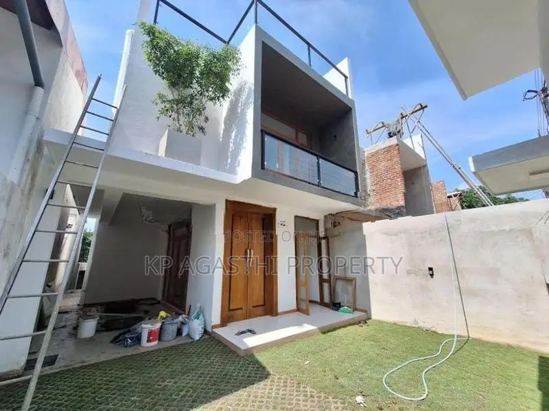 3st super Brand new luxury house for sale in pelawatta