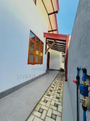 modern house for sale in athurugiriya