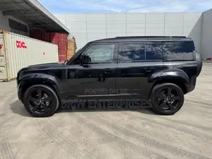 Land Rover Defender 110 HSE 2025