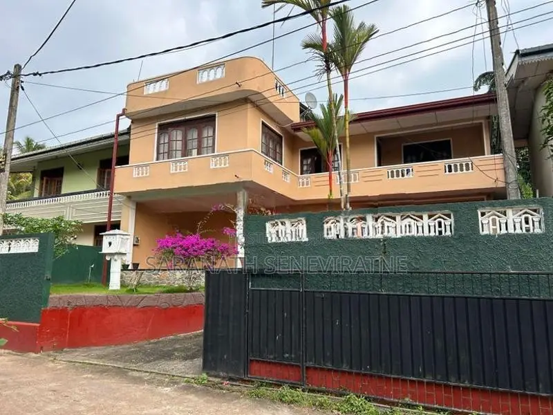 2 Storied House For Sale in Kalutara North Vilegoda.