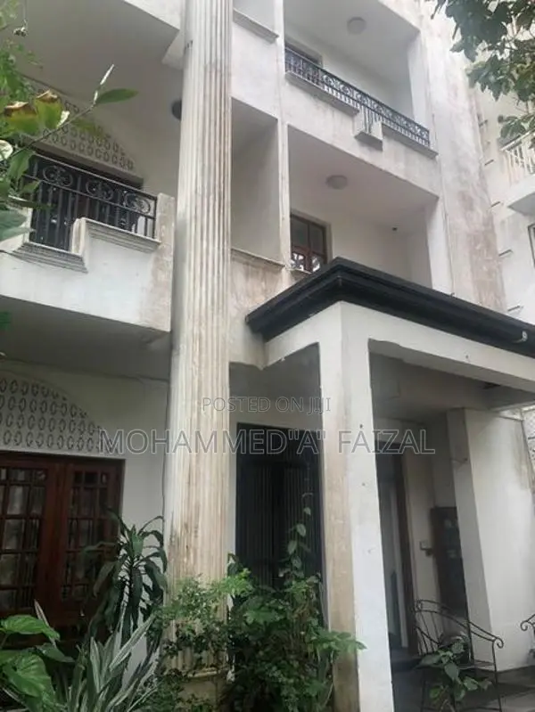 House for Rent in Bambalapitiya Terrace Colombo.04