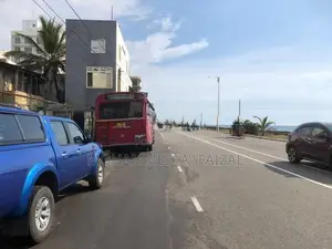Commercial Land For Rent in Marine Drive Kollupity Colombo 03