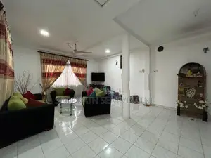 2 Storied House For Sale in Kalutara North Vilegoda.