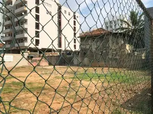 Land For Rent in Marine Drive Kollupity Colombo.03