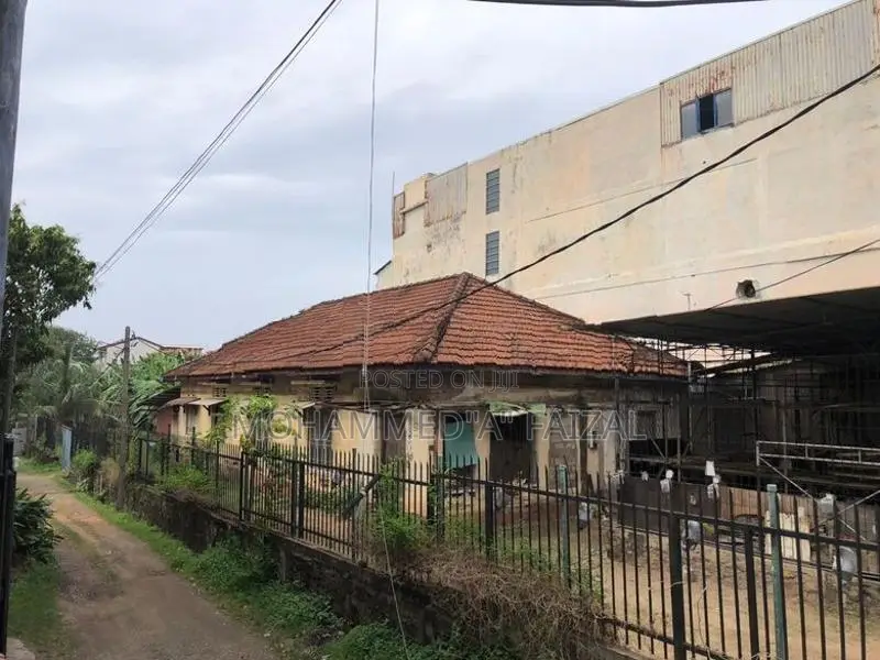 Land for Rent in Galle Road Mount Lavania