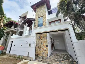 Modern Designed Luxury House For Sale In Piliyandala