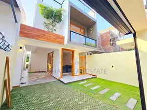 NEWlY BUILD LUXURY HOUSE FOR SALE BATTARAMULLA 1945