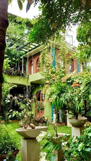 Premium 4BR Eco House with Rooftop Studio – Battaramulla