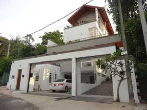 super brand new luxury house for sale in Battaramulla