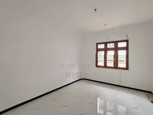 පදිංචිවි නොමෑති ණවමාදිලියේ ළස්සන දෙමහල් නිවසක් විකිනිමට කොටිටාවෙි