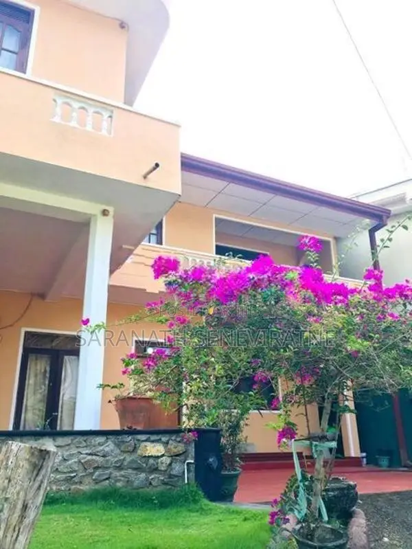 2 Storied House With 6 Bedrooms For Sale From Kalutara