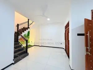 Modern 3-Storey Luxury Home for Sale – Kandana