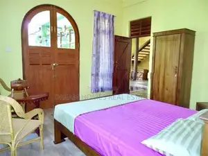 Premium 4BR Eco House with Rooftop Studio – Battaramulla