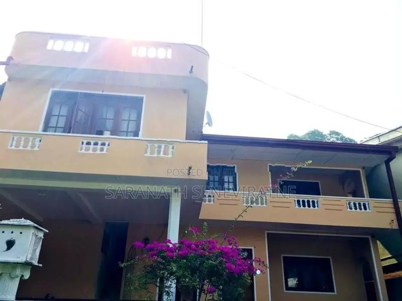 2 Storied House With 6 Bedrooms For Sale From Kalutara