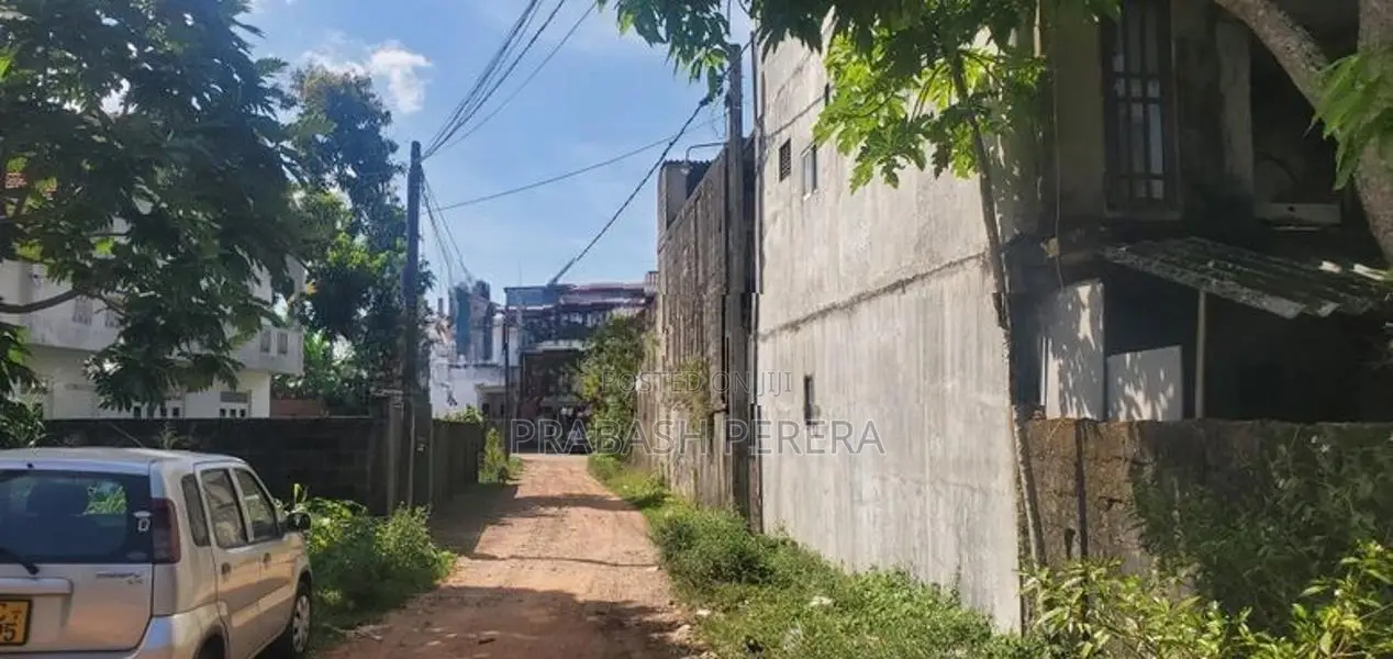 10 Perches Land for Sale in Maharagama