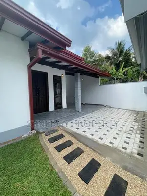 Brand New House Sale at Athurugiriya