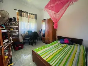 2-Storey House for Sale – Mahara Junction