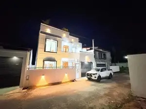 Modern 3-Storey Luxury Home for Sale – Kandana