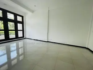 Luxury 5BR House Near Negombo-Colombo Rd