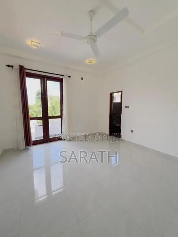 Architecture Designed Brand New House In Battaramulla
