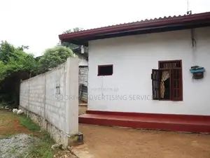 Land for Sale in Makumbura - Hiripitiya