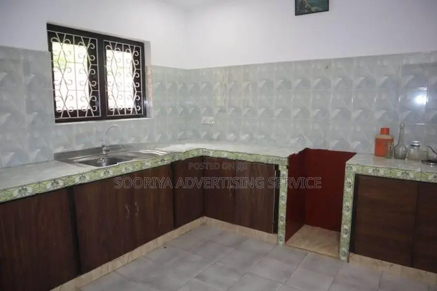 Rathmalana House for Sale in Thelawala Road