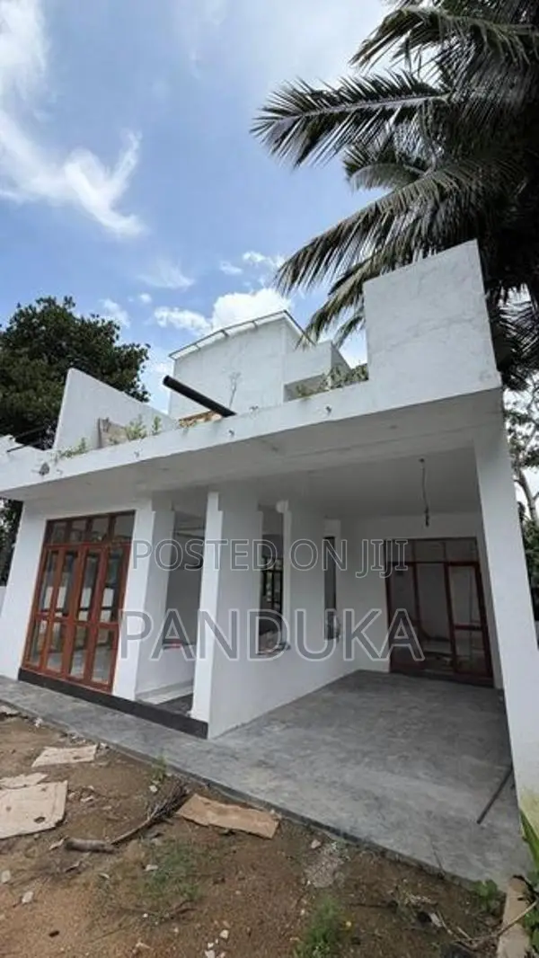 Brand New House for Sale in Pokunuwita