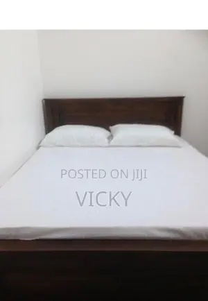 12900