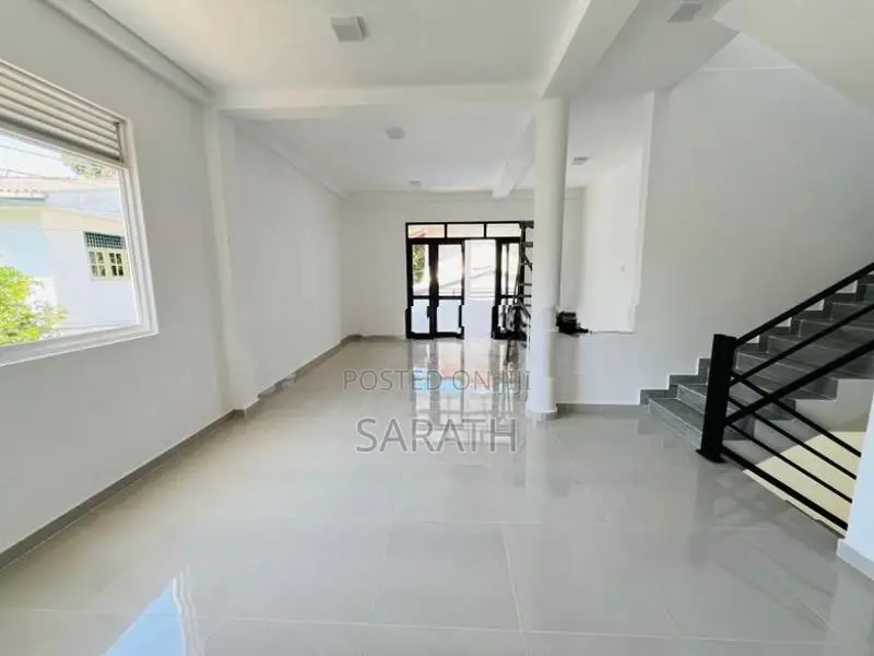Well Build House Sale Talawatugoda