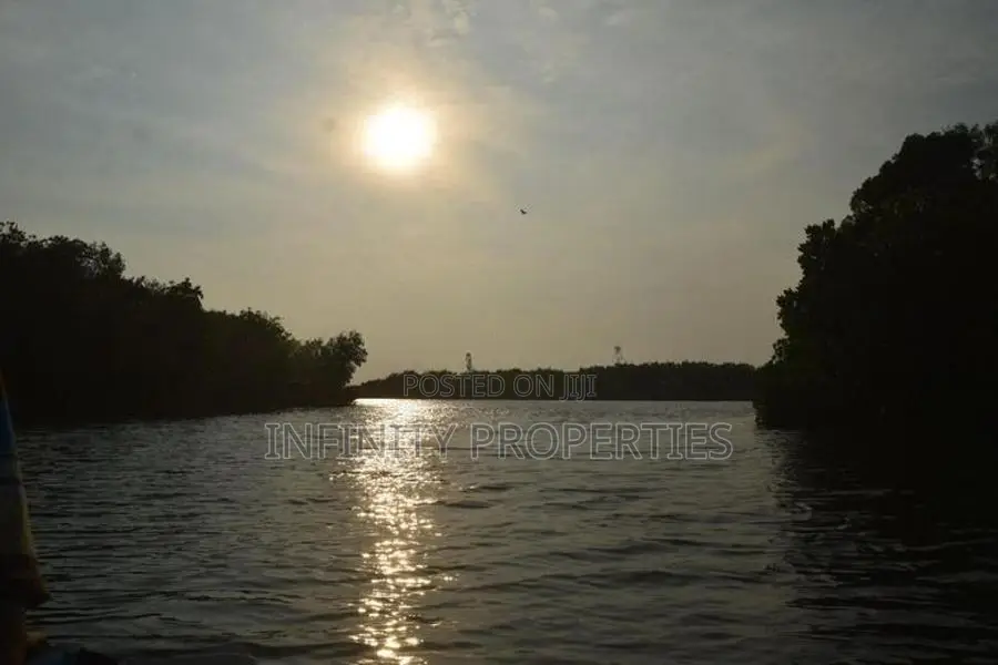 (AFA879) Water Front 23.5 Acre Land Sale At Chilaw
