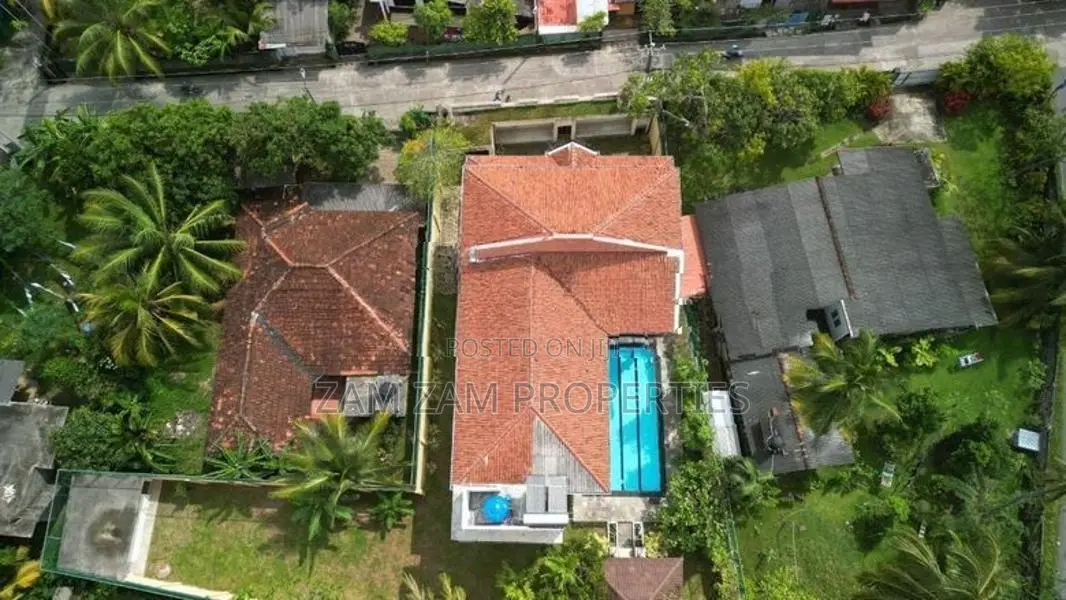 New Luxury Villa For Sale In Galle