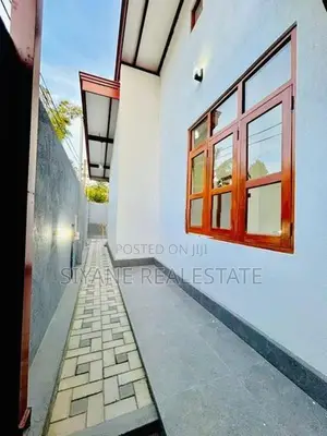 Modern Newly–Built House for Sale – Korathota (Kongahawatta Road)