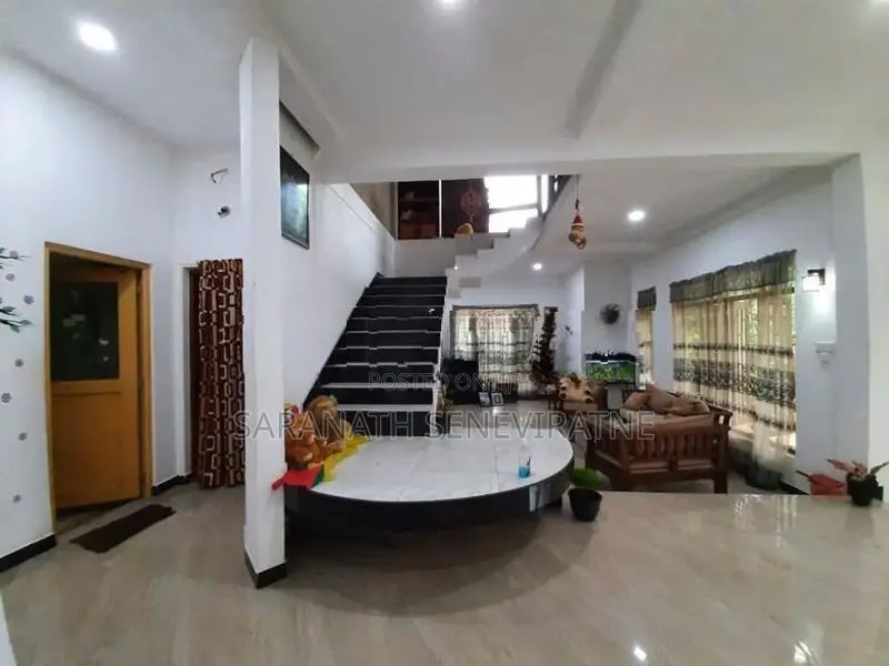 House in Yakkala Gampaha With 17.5 Perches Land Extent