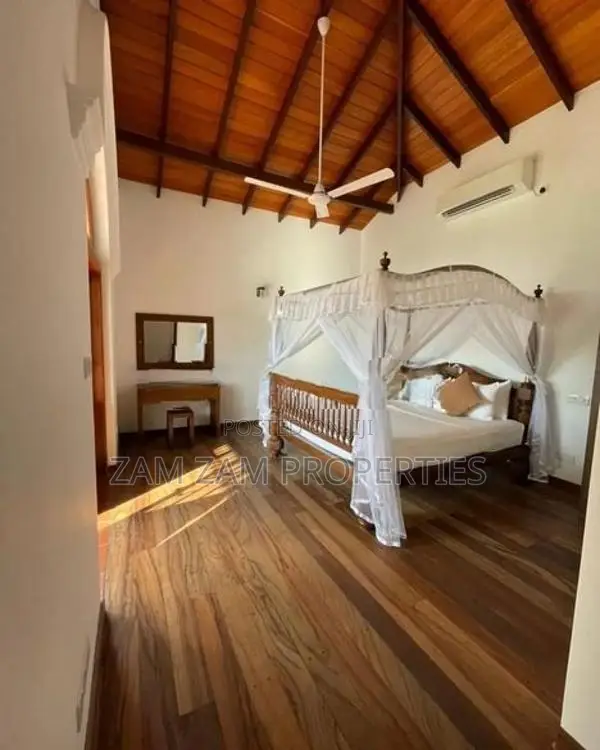 New Luxury Colonial Villa For Sale In Galle