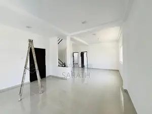 Well Build Brand New House In Talawatugoda