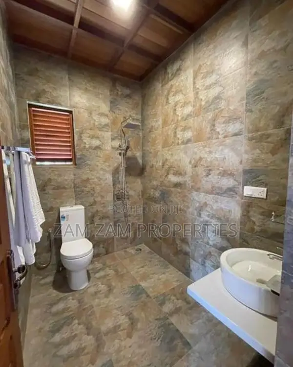 New Luxury Villa For Sale In Galle