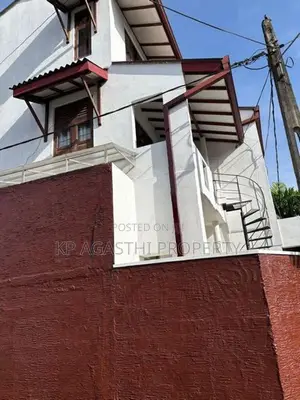 2unit house for sale in maharagama city