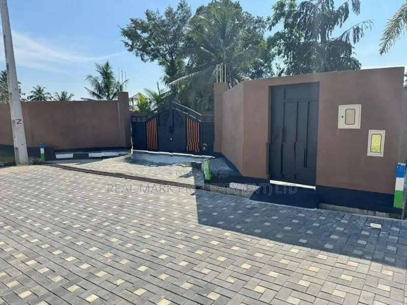 Malabe Land for Sale (20.3 perches)